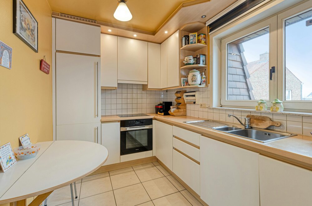 lichtrijk-appartement-met-panoramisch-zicht-in-oostduinkerke009.jpg