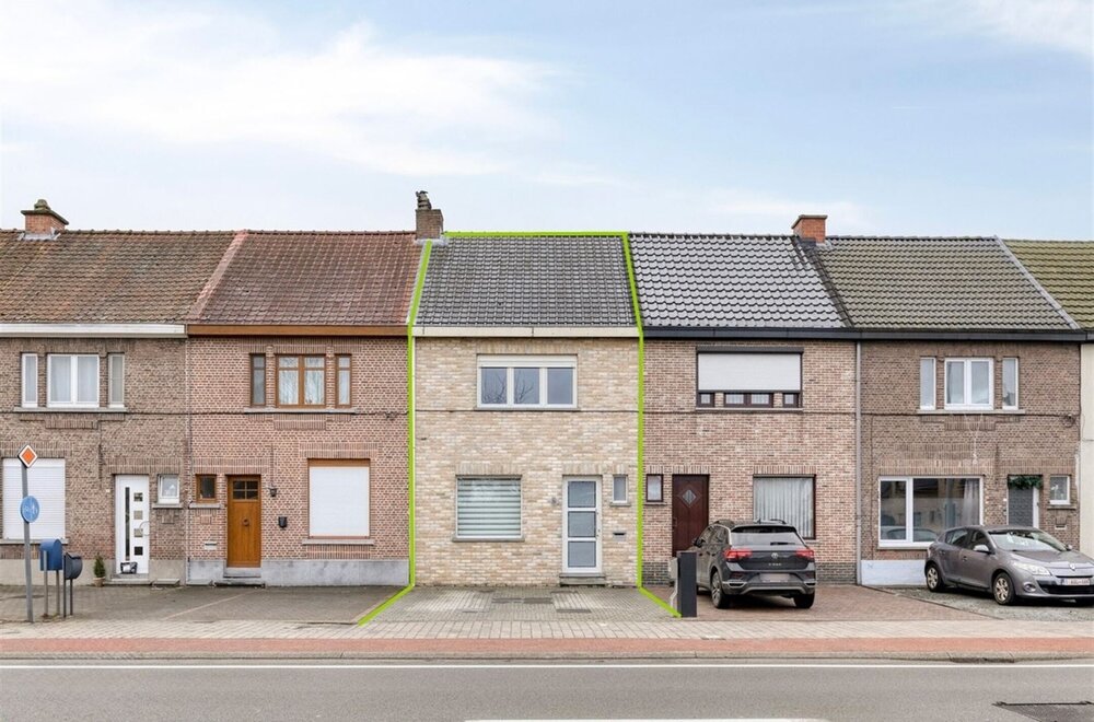 gezellige-instapklare-starterswoning-met-oprit-en-tuintje-te-baasrode-bij-dendermonde019.jpg