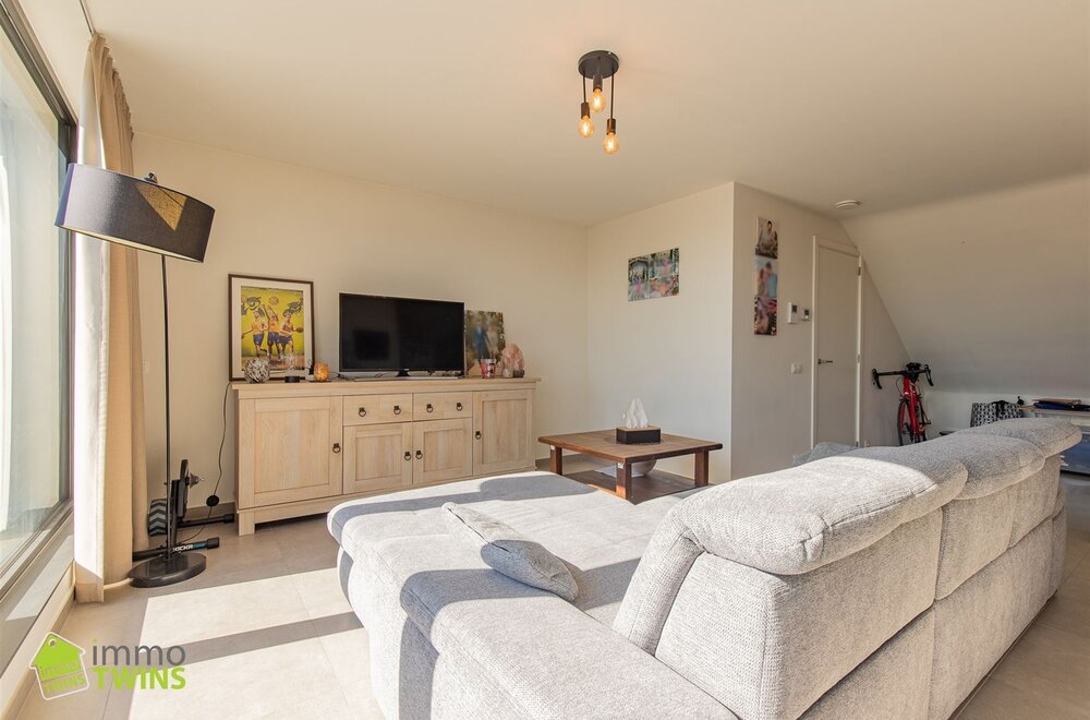 modern-appartement-met-terras-en-staanplaats-te-grembergen-bij-dendermonde-004.jpg
