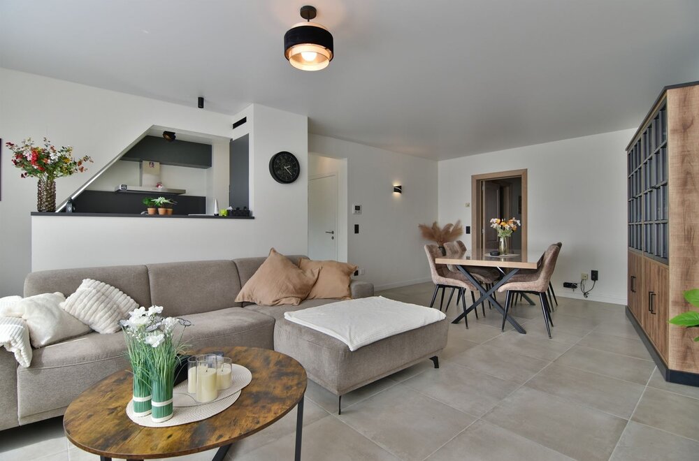 duplex-penthouse-te-sint-gillis-dendermonde001.jpg