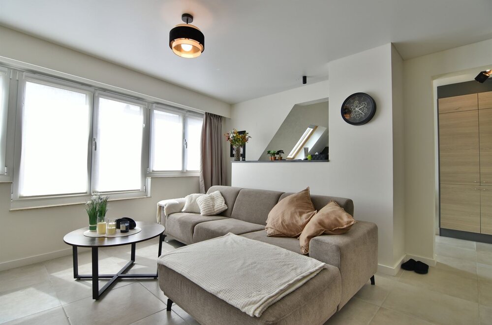duplex-penthouse-te-sint-gillis-dendermonde004.jpg