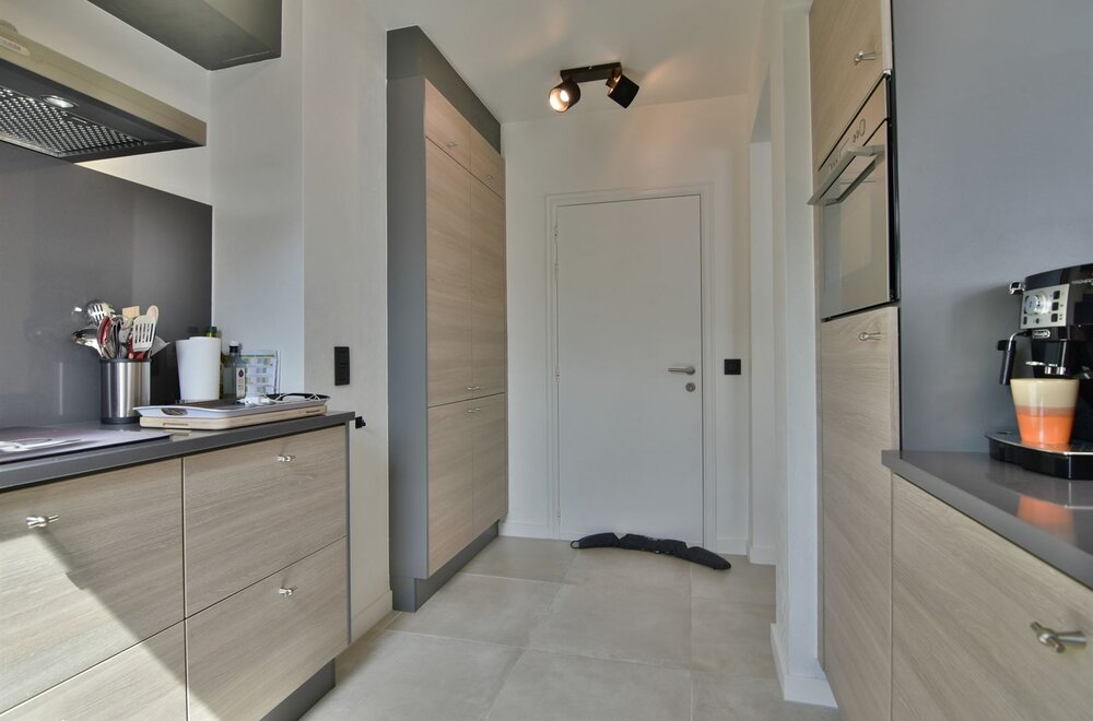 duplex-penthouse-te-sint-gillis-dendermonde006.jpg