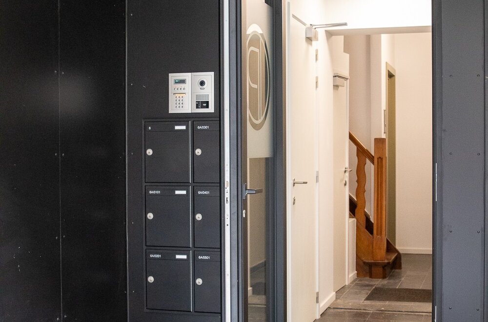 gerenoveerd-gebouw-aaa-4-appartementen-en-1-studio006.jpg