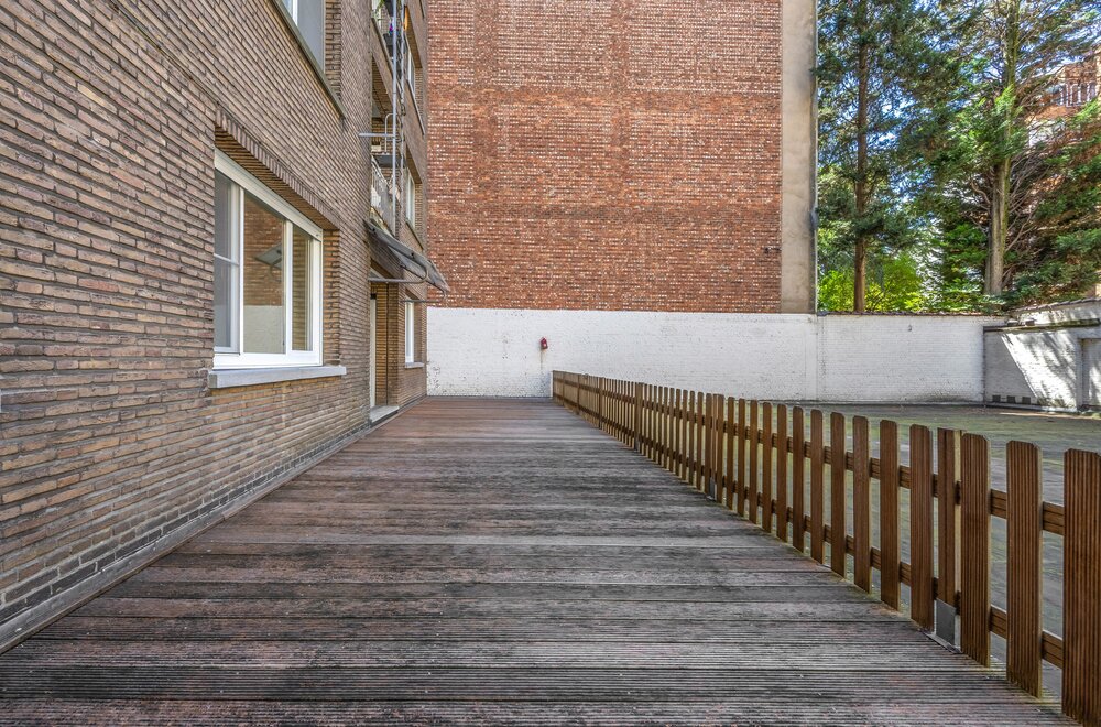 gelijkvloersappartement-met-3-slpk-n-groot-terras009.jpg