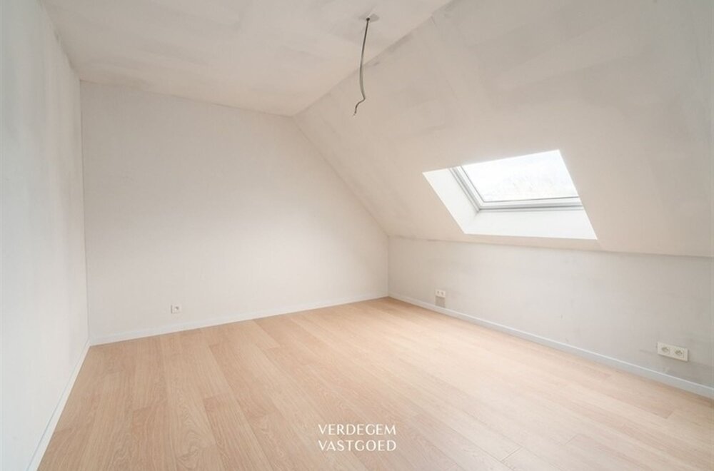 volledig-vernieuwd-polderhuisje-met-2-slaapkamers-en-e-peil-45007.jpg