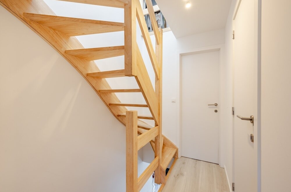 prachtig-gerenoveerde-woning-met-3-slks-en-tuin010.jpg