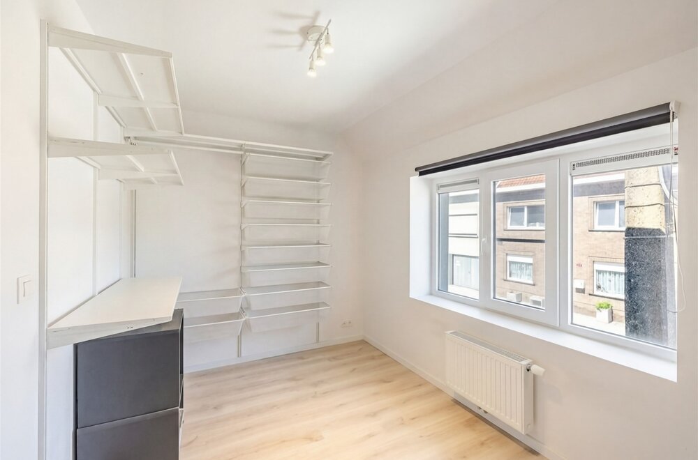 prachtig-gerenoveerde-woning-met-3-slks-en-tuin012.jpg