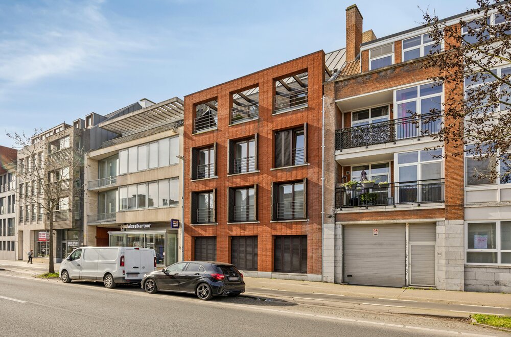 lichtrijk-appartement-met-3-slaapkamers-te-koop-in-brugge016.jpg