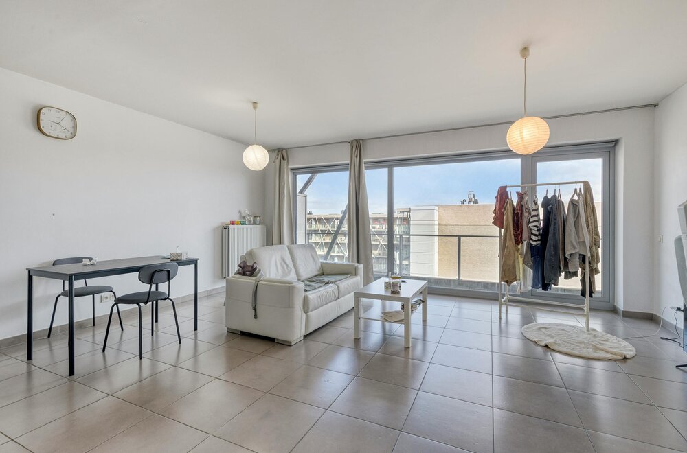 -instapklaar-appartement-met-epc-b-nabij-het-station-van-brugge002.jpg