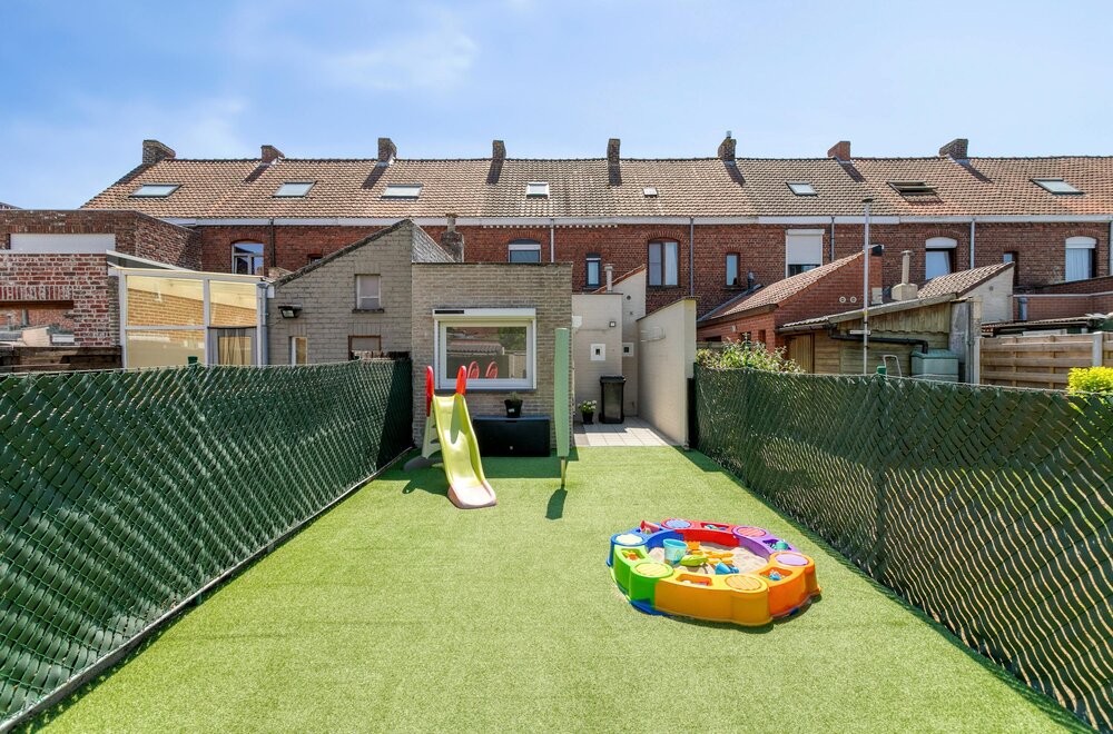 huis-te-koop-in-ieper-met-3-kamers-en-stadstuin013.jpg