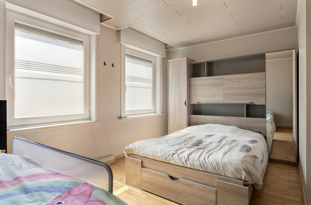 huis-te-koop-in-ieper-met-3-kamers-en-stadstuin015.jpg