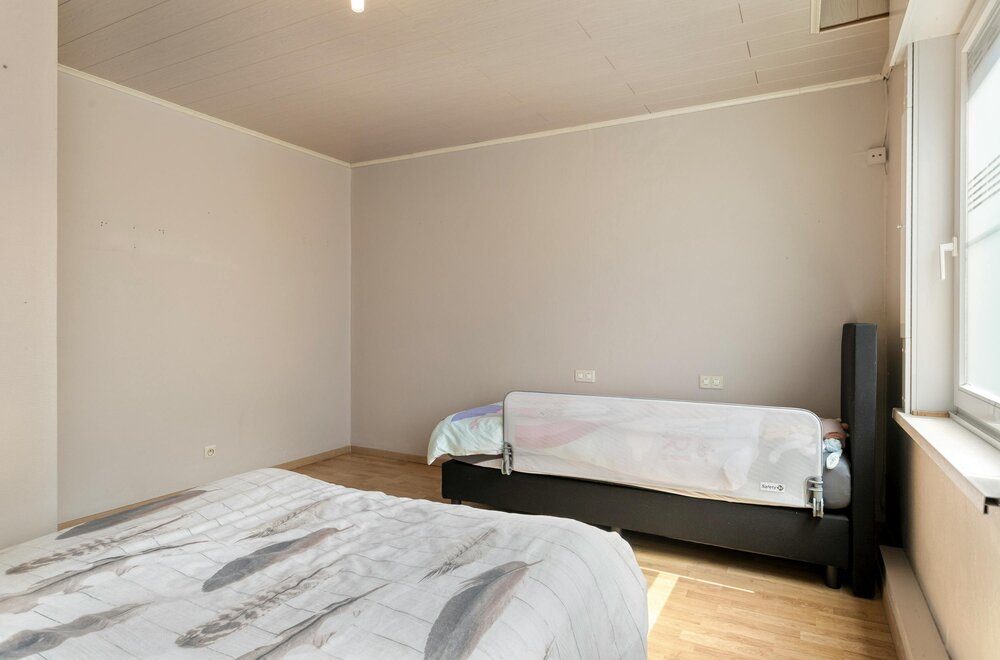 huis-te-koop-in-ieper-met-3-kamers-en-stadstuin016.jpg