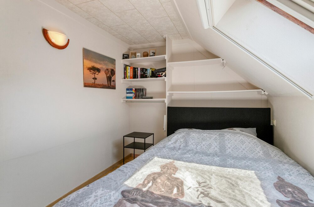 huis-te-koop-in-ieper-met-3-kamers-en-stadstuin017.jpg