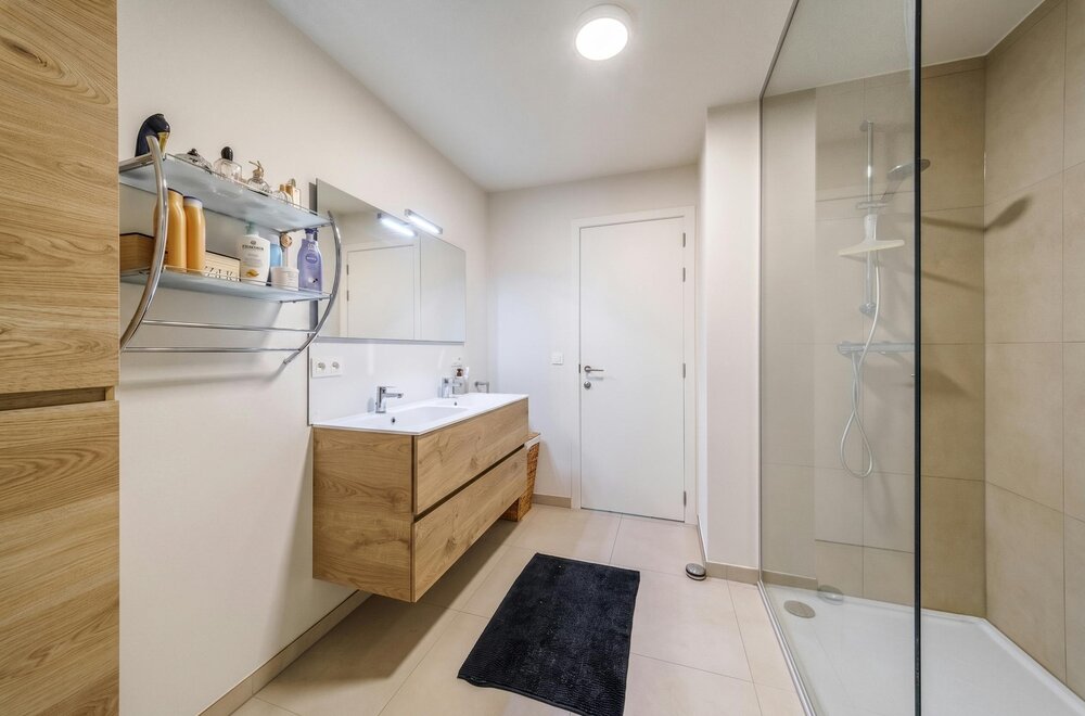 recent-appartement-te-koop-met-twee-kamers-in-vlamertinge019.jpg