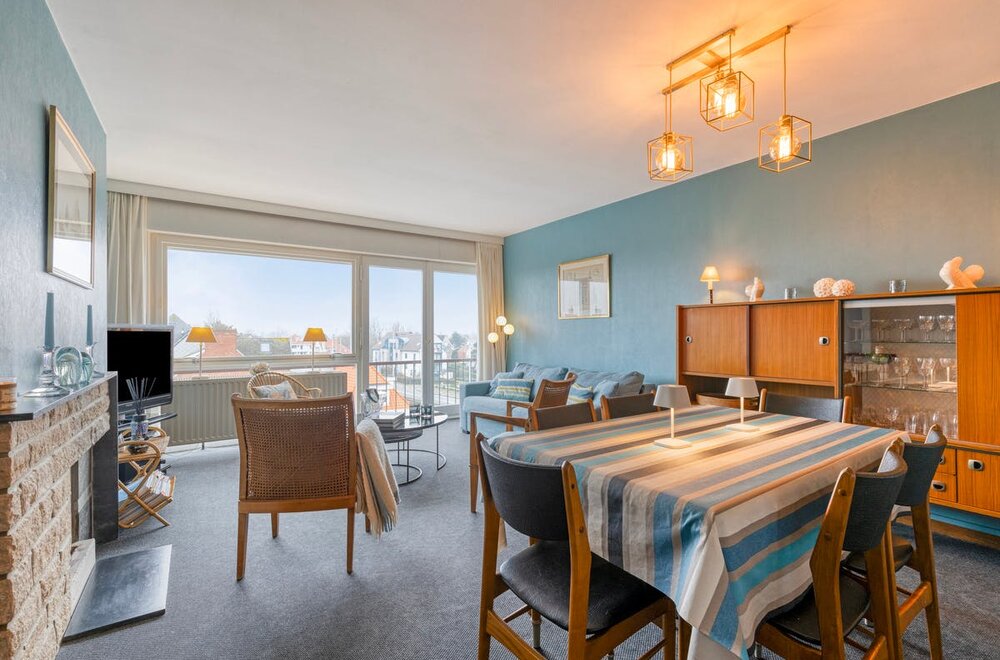 ruim-appartement-met-twee-slaapkamers-te-koop-in-koksijde-002.jpg