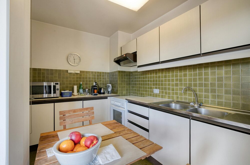 opbrengsteigendom-met-12-appartementen-in-boom008.jpg