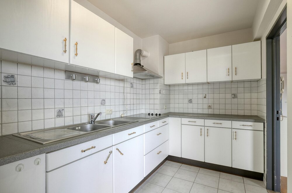 opbrengsteigendom-met-12-appartementen-in-boom016.jpg