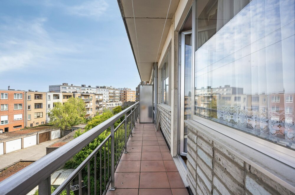 ruim-appartement-met-2-terrassen-te-koop-in-merksem022.jpg