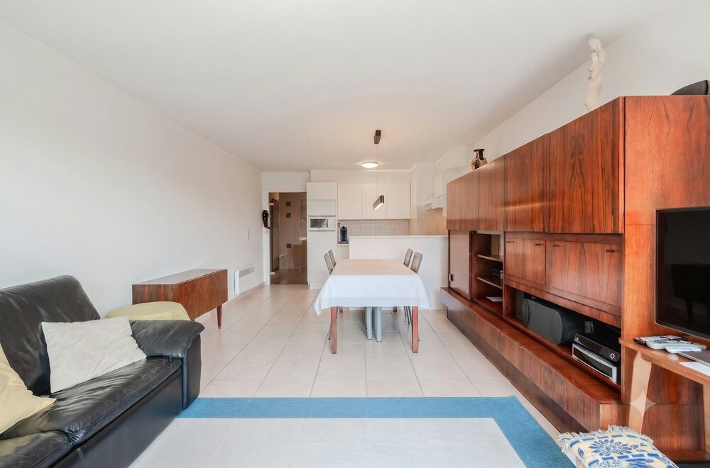 instapklaar-appartement-met-2-slaapkamers-en-zijdelings-zeezicht-007.jpg