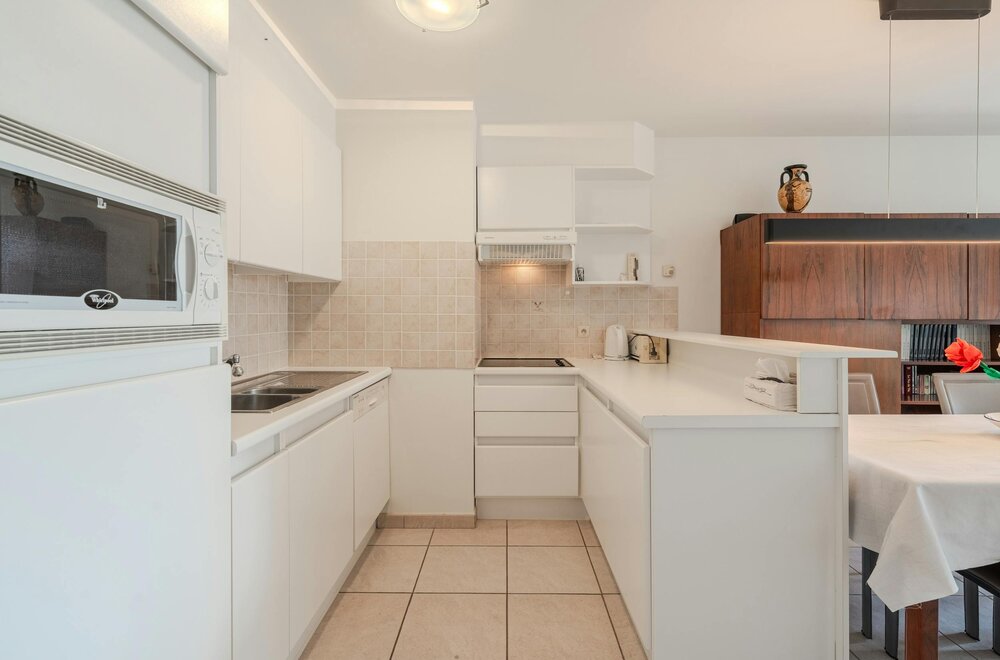 instapklaar-appartement-met-2-slaapkamers-en-zijdelings-zeezicht-009.jpg
