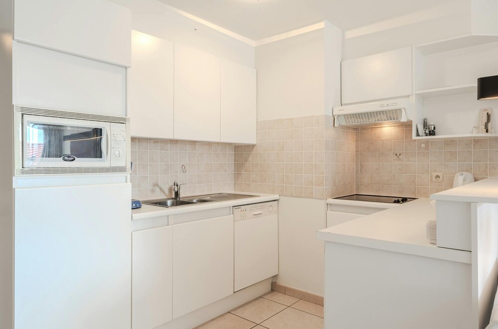 instapklaar-appartement-met-2-slaapkamers-en-zijdelings-zeezicht-010.jpg