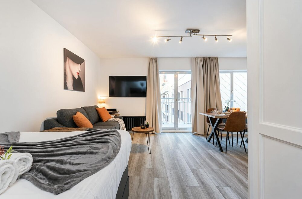 ruime-gerenoveerde-studio-met-terras-vlakbij-de-zeedijk004.jpg