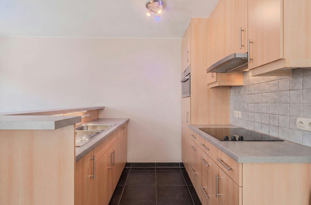 aangenaam-twee-slaapkamer-appartement-in-het-centrum-008.jpg