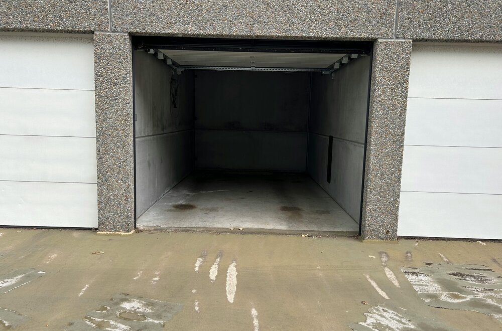 garage-te-koop-te-centrum-middelkerke-003.jpg