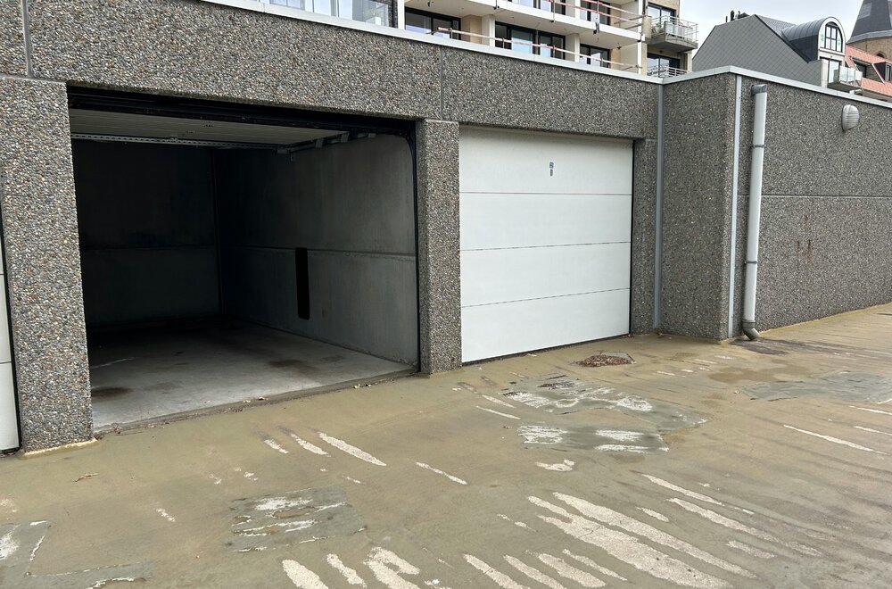 garage-te-koop-te-centrum-middelkerke-004.jpg