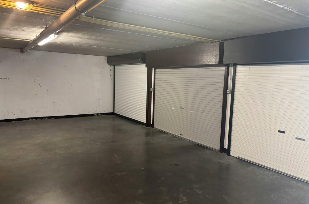 garagebox-te-koop-gelegen-zeedijk-261b-middelkerke010.jpg