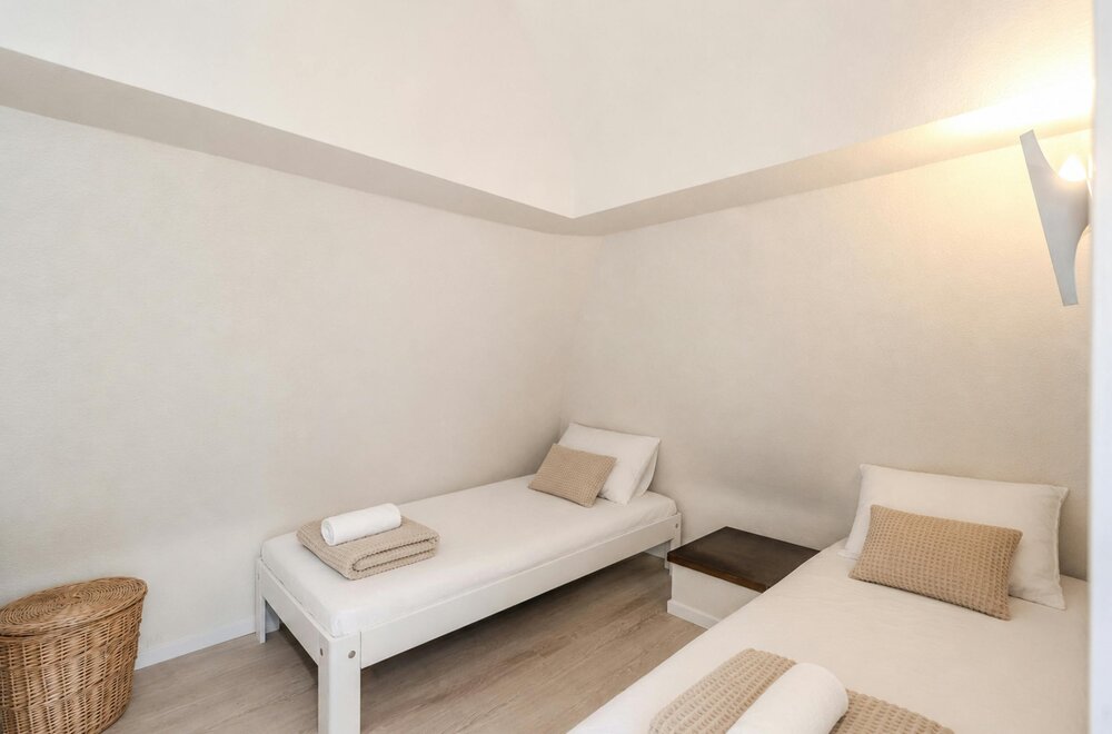 prachtig-gerenoveerd-appartement-met-terras-en-2-slaapkamers016.jpg