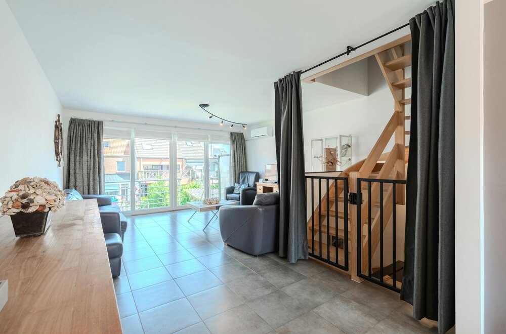 bel-tage-woning-met-4-slaapkamers-garage-en-tuin-004.jpg