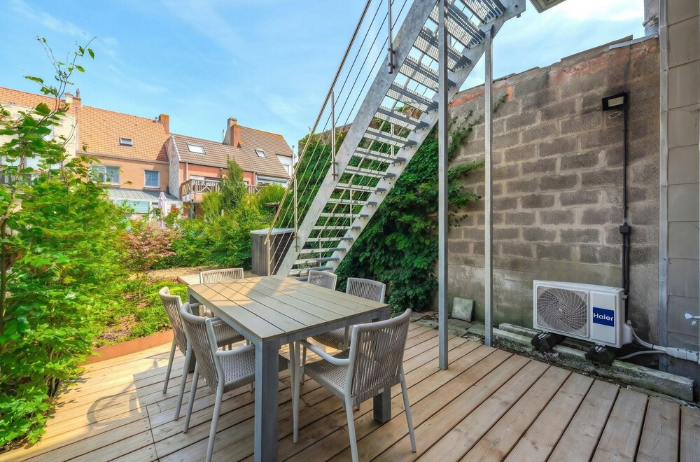 bel-tage-woning-met-4-slaapkamers-garage-en-tuin-007.jpg