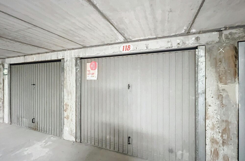 garagebox-te-koop-op-het-hendrikaplein-005.jpg