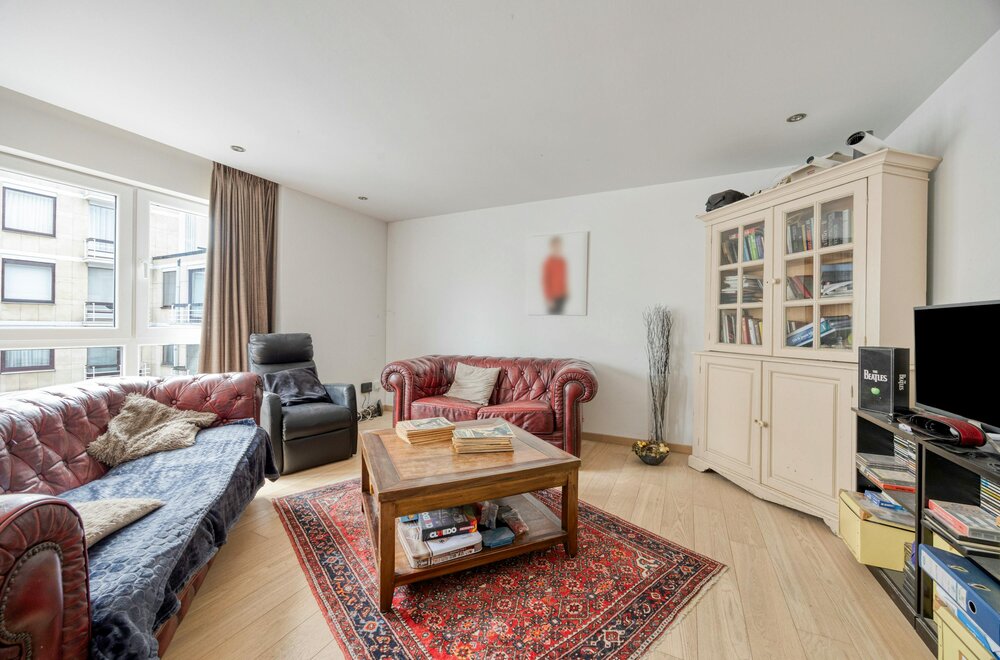 instapklaar-appartement-met-garagebox-op-toplocatie-in-hasselt006.jpg