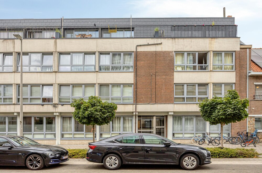 instapklaar-appartement-met-garagebox-op-toplocatie-in-hasselt007.jpg