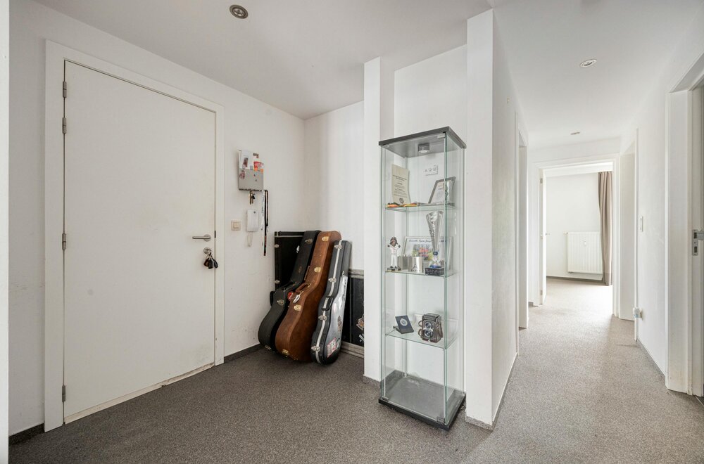 instapklaar-appartement-met-garagebox-op-toplocatie-in-hasselt008.jpg