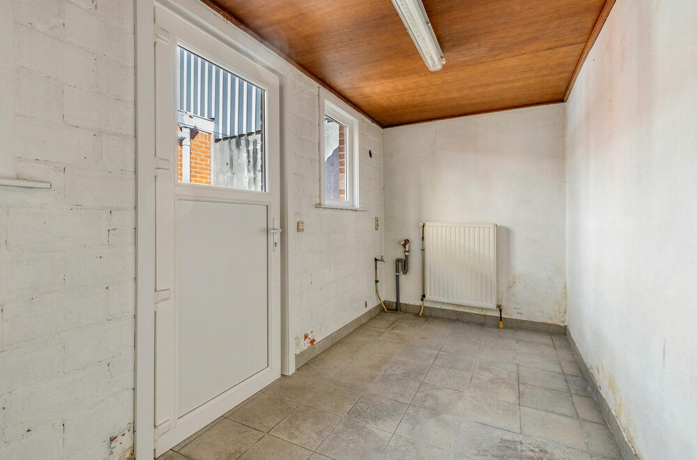 charmant-huis-te-koop-met-drie-slaapkamers-in-centrum-brugge009.jpg