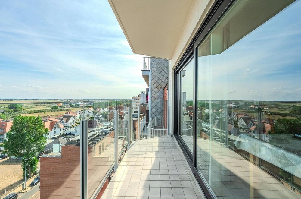 zonnige-studio-met-terras-en-zicht-op-het-hinterland-002.jpg