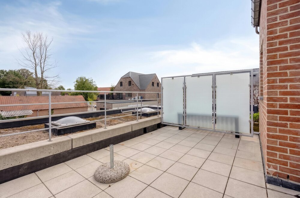 instapklaar-appartement-met-zuidgericht-terras-nabij-centrum-diepenbeek-005.jpg
