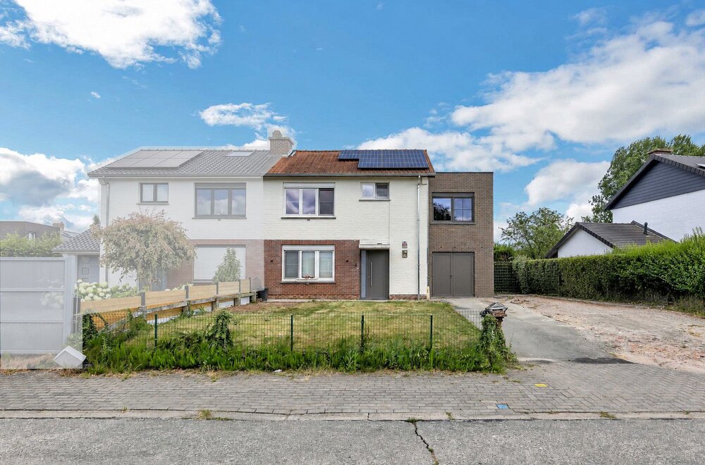 gerenoveerde-woning-met-3-slaapkamers-en-tuin-in-dilbeek001.jpg