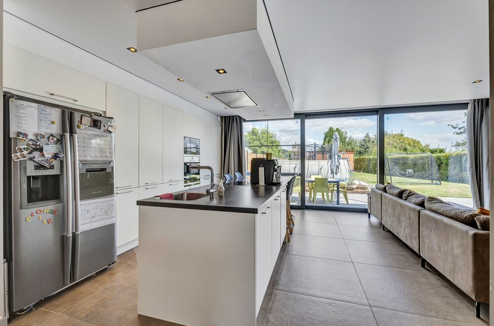 gerenoveerde-woning-met-3-slaapkamers-en-tuin-in-dilbeek009.jpg