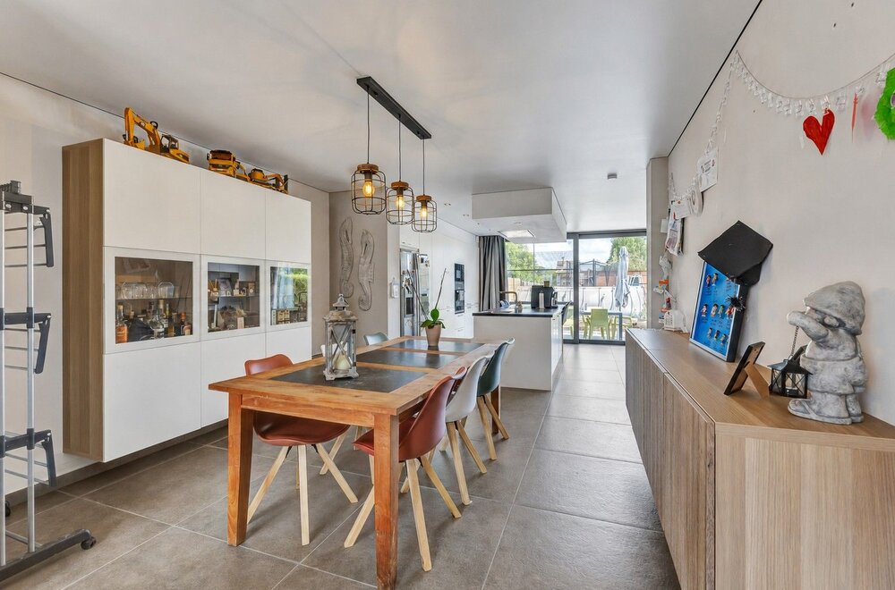 gerenoveerde-woning-met-3-slaapkamers-en-tuin-in-dilbeek010.jpg