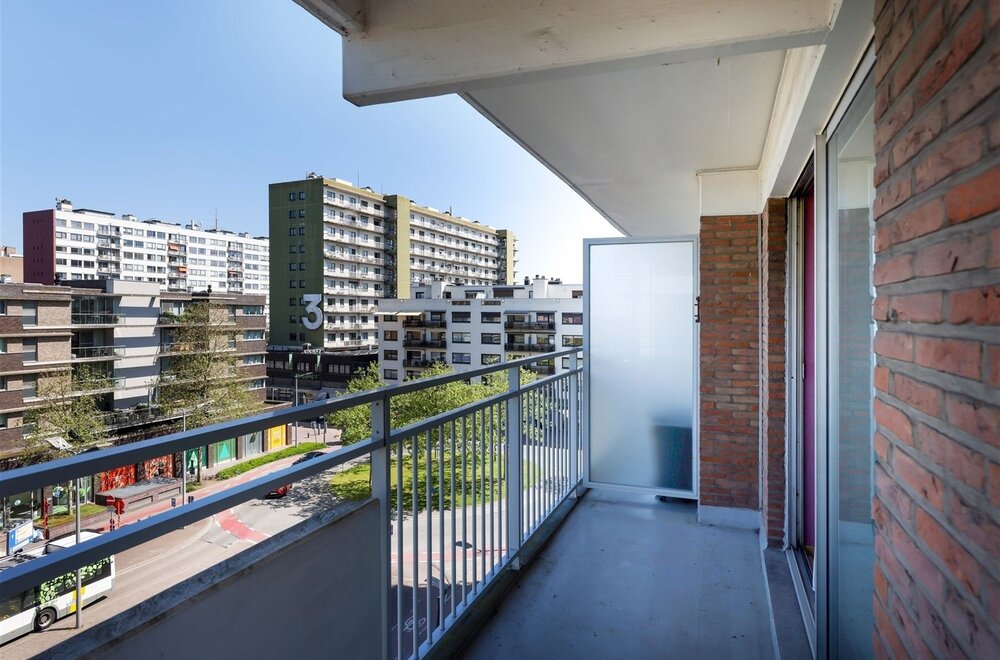 appartement-met-3-slaapkamers-en-ondergrondse-garage-op-toplocatie-in-genk-014.jpg