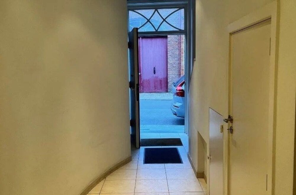 erg-ruim-en-aangenaam-appartement-tussen-astridpark-en-groene-rei-gelegen017.jpg