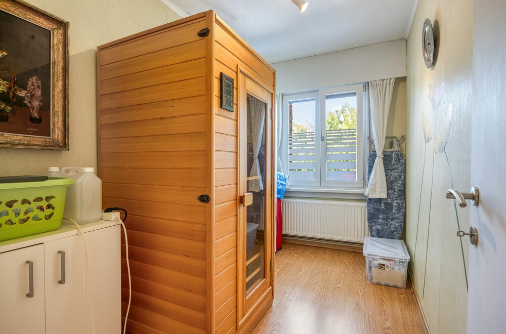 gerenoveerd-en-energiezuinig-huis-met-3-slaapkamers-in-boom014.jpg