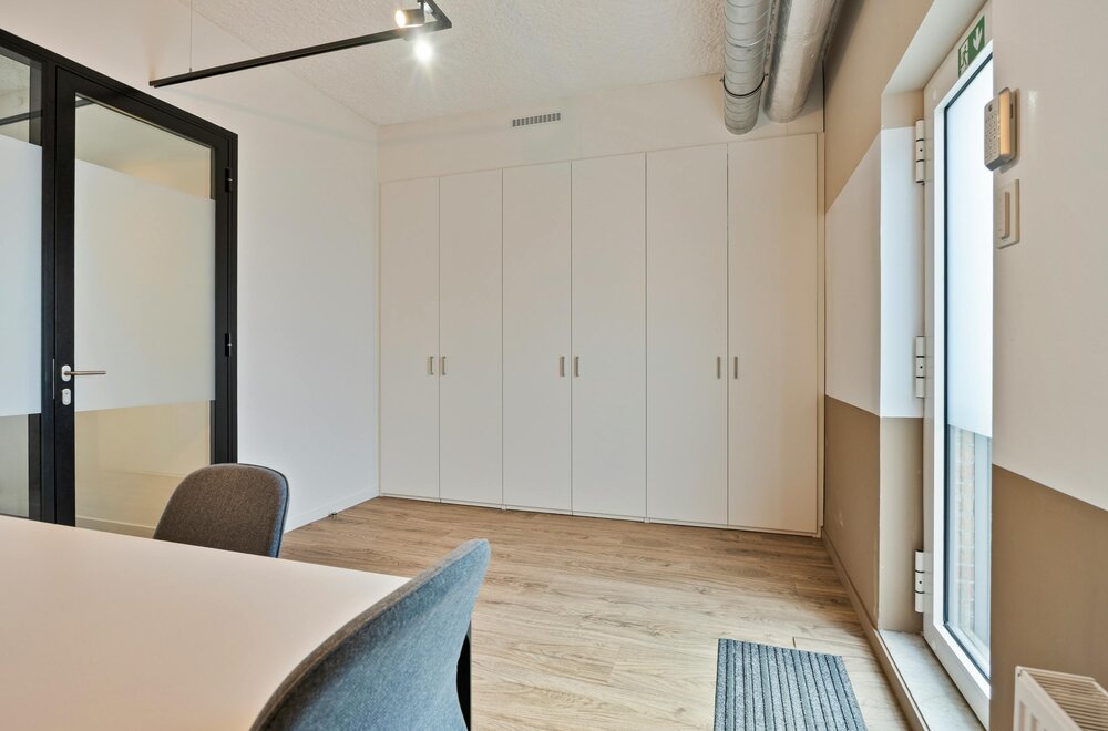 handelspand-van-81-m-te-koop-in-het-centrum-van-aartselaar011.jpg