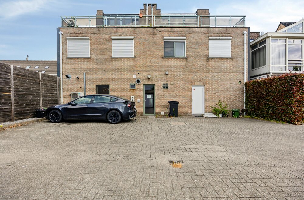 handelspand-van-81-m-te-koop-in-het-centrum-van-aartselaar012.jpg