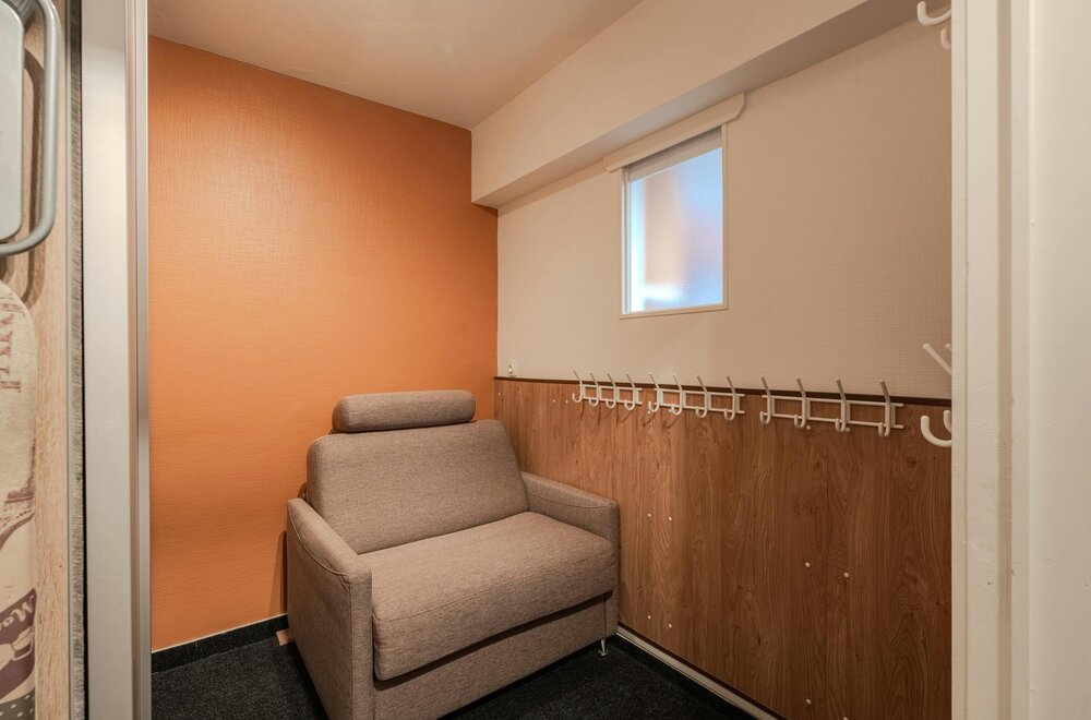 ruime-studio-met-prachtig-zijdelings-zeezicht-te-middelkerke008.jpg