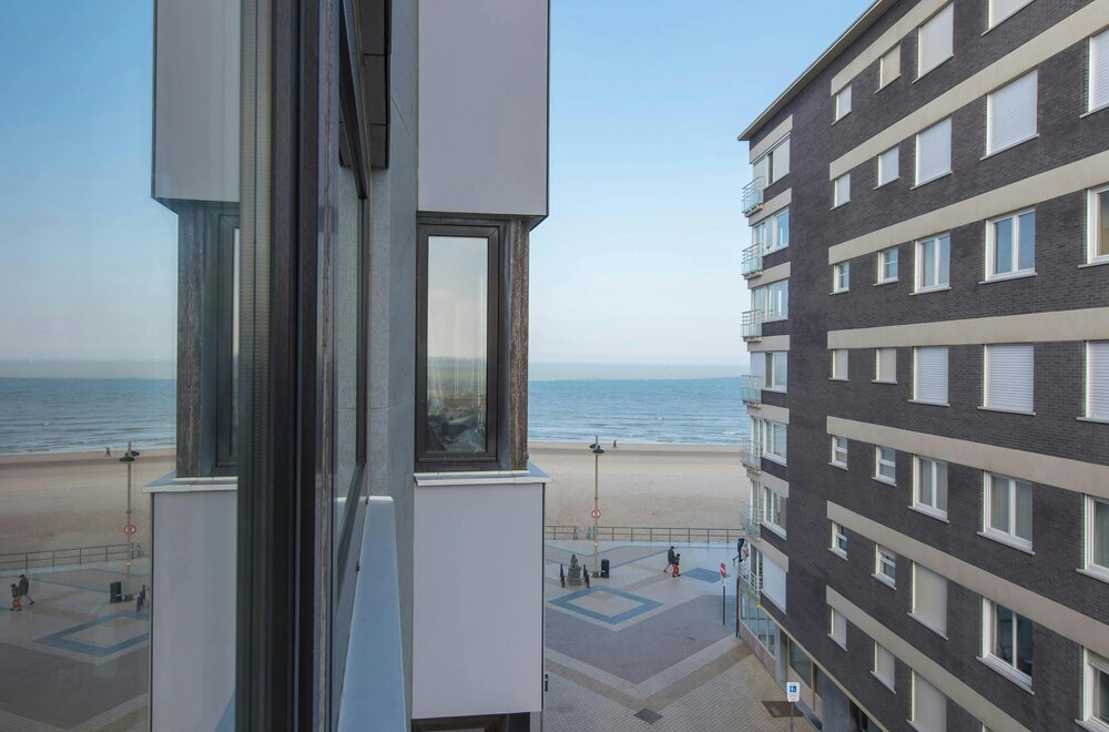 ruime-studio-met-prachtig-zijdelings-zeezicht-te-middelkerke014.jpg